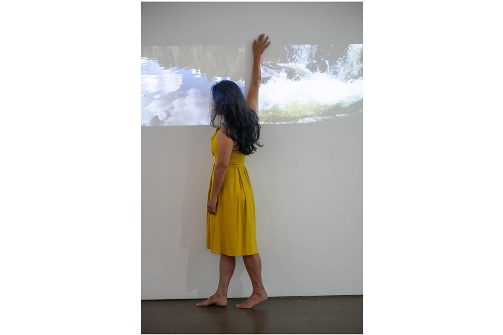 2024
Entre brouillard et cicatrices, résister.
Claudia Bernal